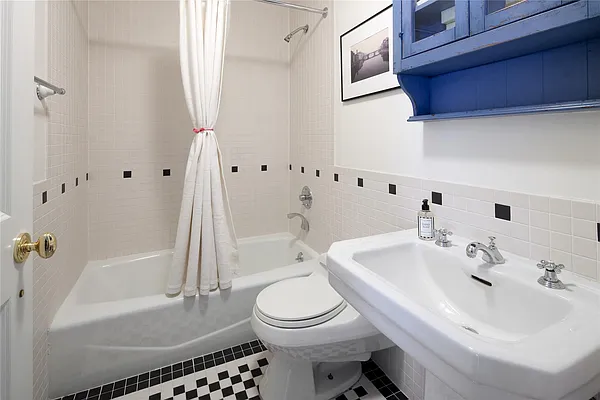 Sold by Douglas Elliman | media 13