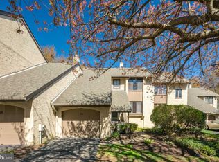 26 Golf Club Dr, Langhorne, PA