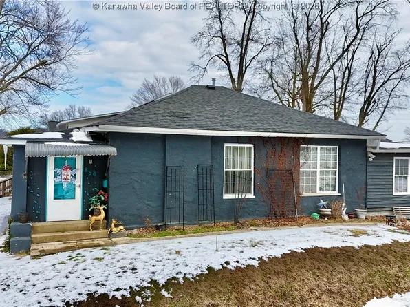 856 Stover St, Saint Albans, WV 25177