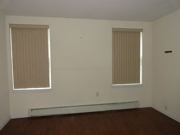5th image of 2029 41st St #1