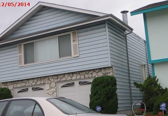 4th image of 84 Camelot Ct