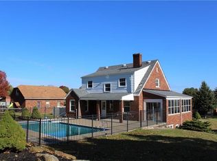 5332 Studebaker St, Bethel Park, PA 15102