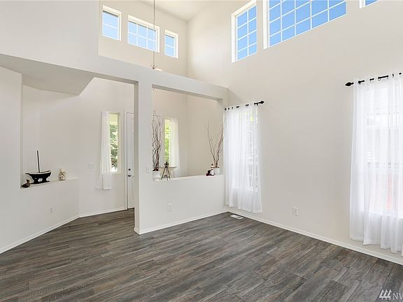 4th image of 6334 Nathan Pl SE