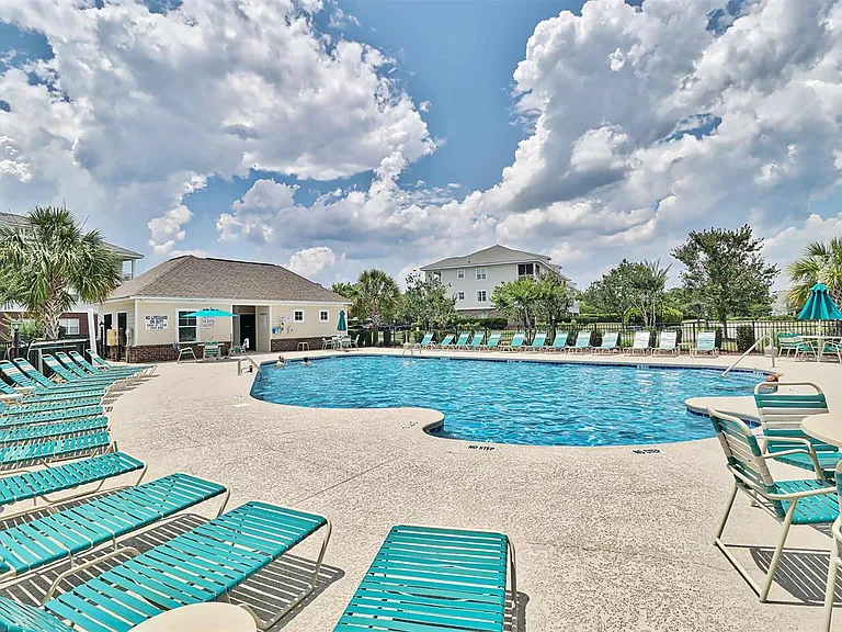 604 Heathrow Dr #1102 — Photo 35