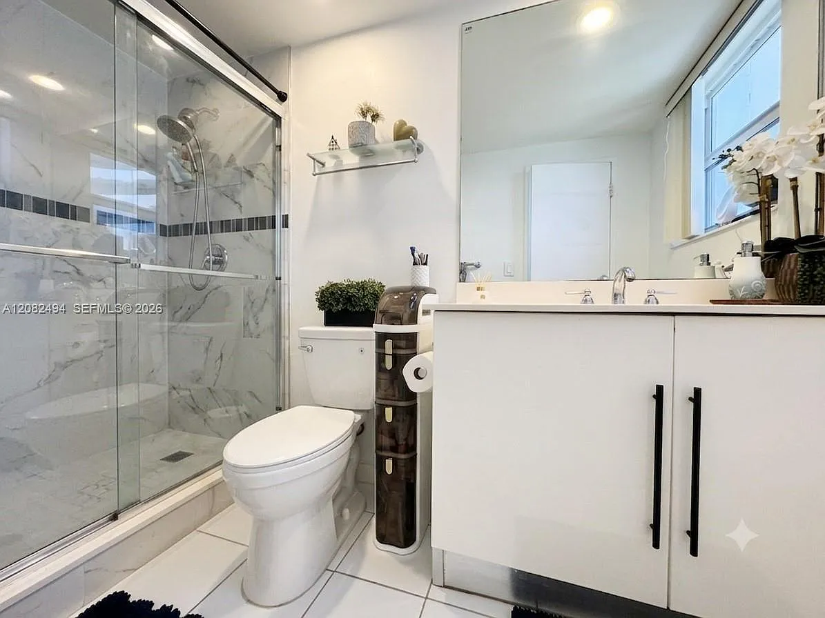 2 bed, 1170 sqft, $3,150 — Photo 4