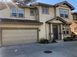 510 Catalina Ln, Carson, CA 90745