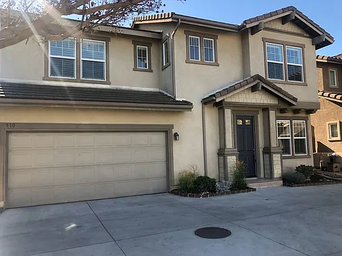 510 Catalina Ln Photo 1