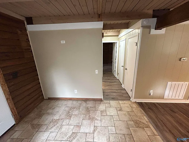 4706 Whitehall Dr NW — Photo 7