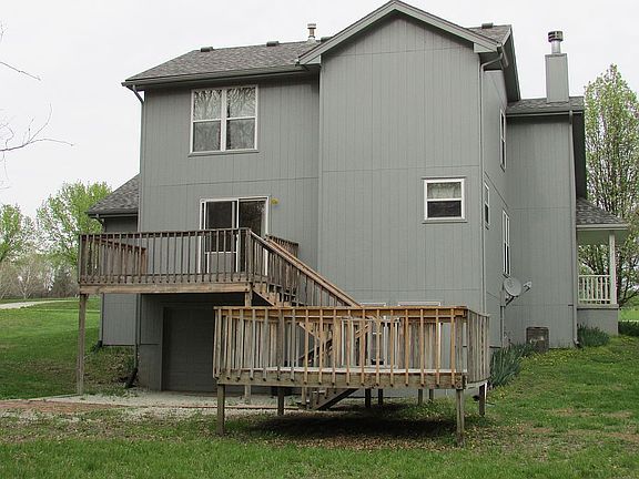 2nd image of 18208 Crestview Dr