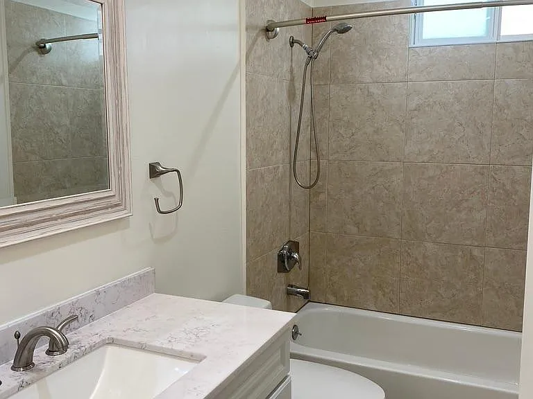 5657 Laurel Canyon Blvd #205 — Photo 6