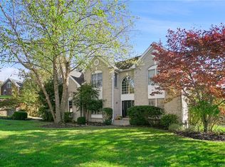 2 Nickelby Pl, Cortlandt Manor, NY 10567