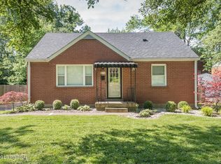 2218 Cavalier Dr, Shively, KY 40216