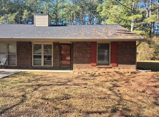 408 Waterbury Dr, Lawrenceville, GA 30046