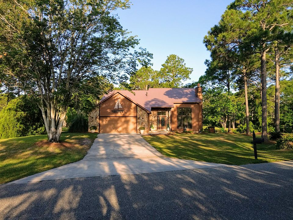 1st image of 463 Plantation Dr