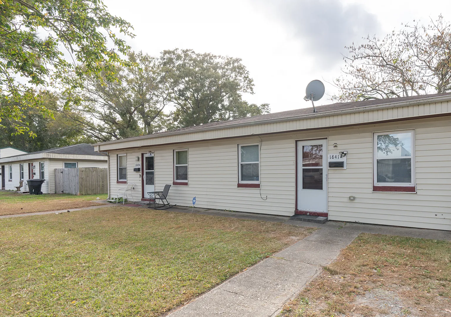 2 bed, 650 sqft, $1,300 — Photo 1