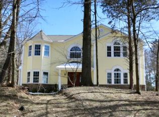 38 Rawson Court, Hillsdale, NJ 07642