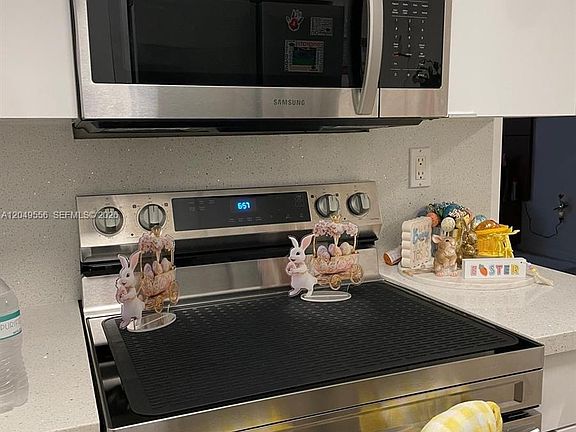 4th image of 13953 Kendale Lakes Cir #410B