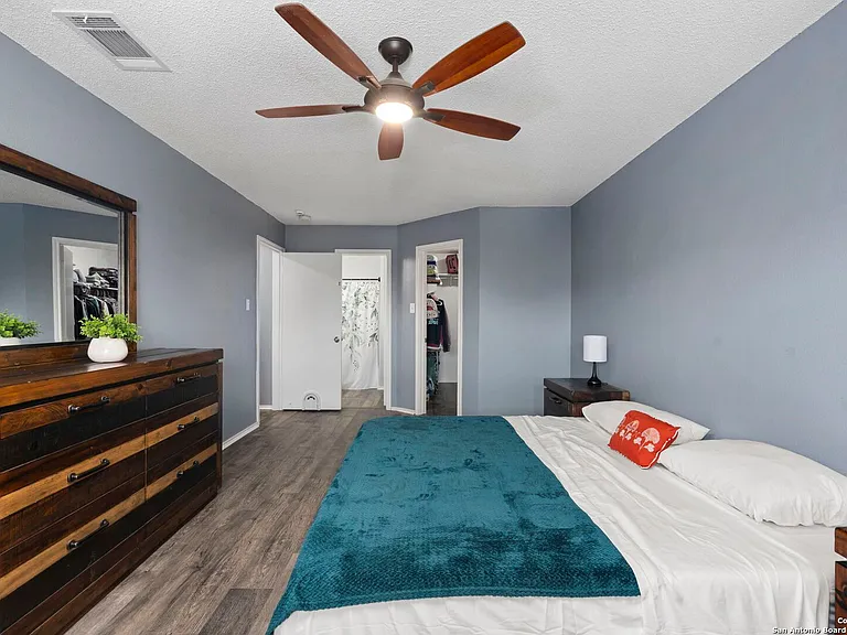 3315 Glacier Lake — Photo 17