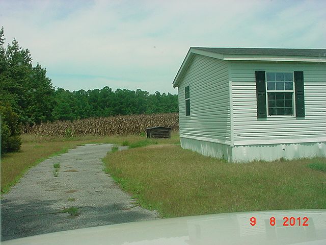 2nd image of 913 W Shirley Rd