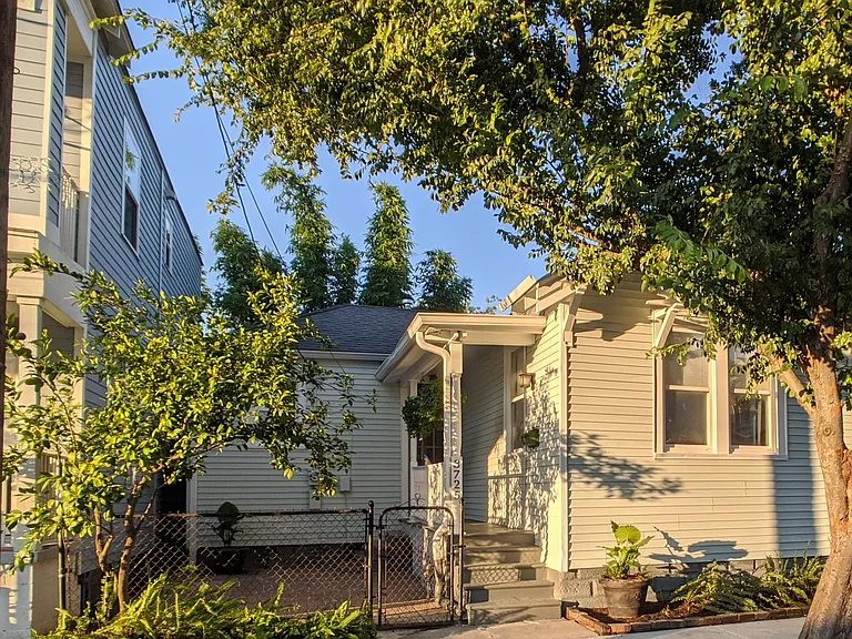 3725 Cleveland Ave — Photo 3