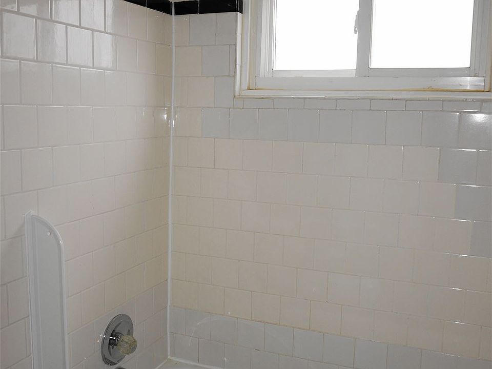 2nd_flr_bath__1_