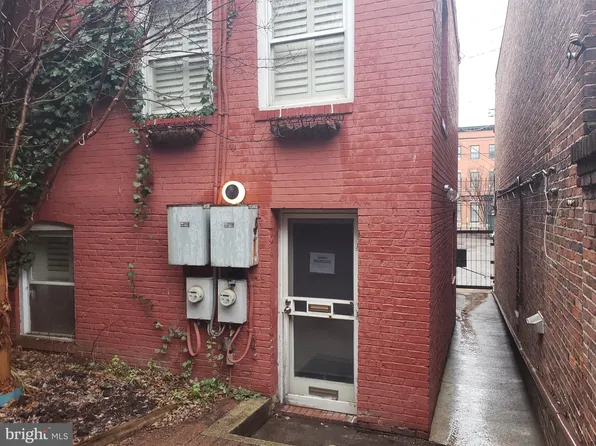 15 E Branch Ln #22, Baltimore, MD 21202