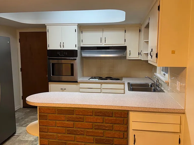232 Circle Dr — Photo 4