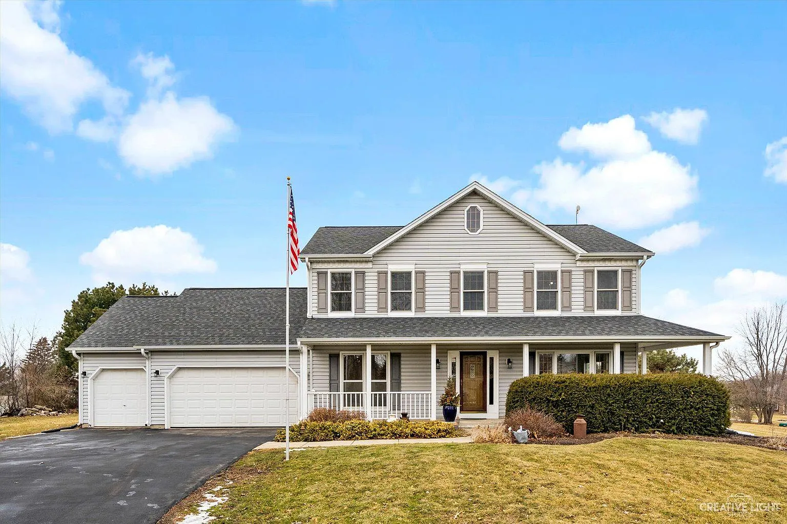19N088 Hillcrest Dr photo 1