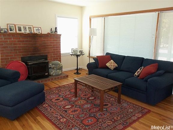 2nd image of 729 Tuxedo North Ave