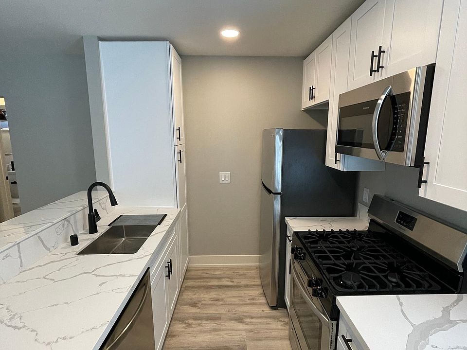 1st image of 4111 37th St #4111