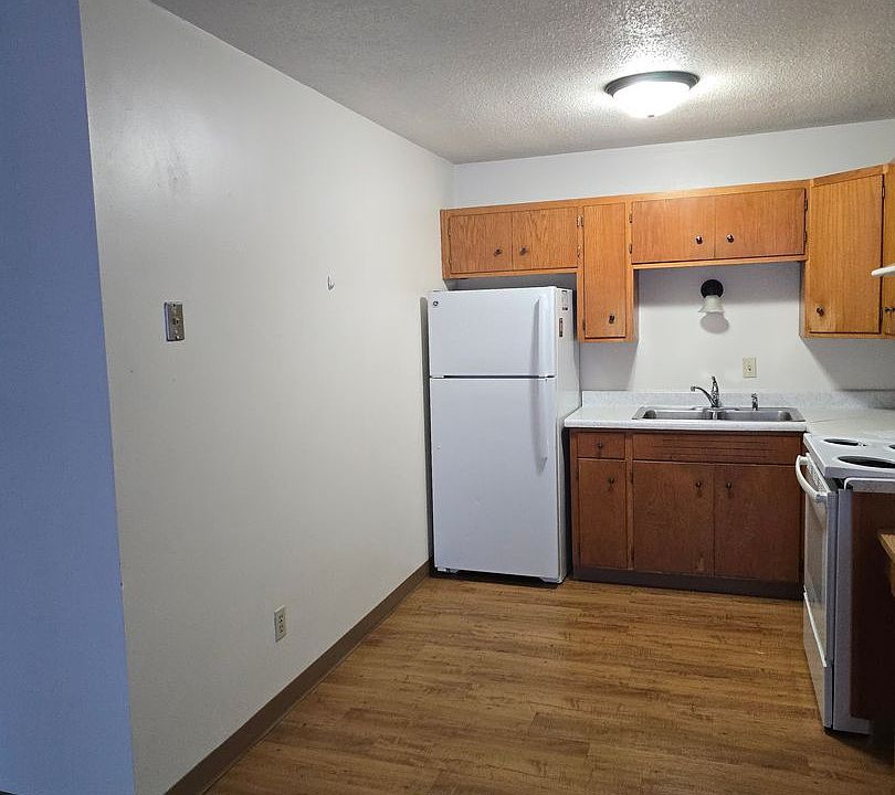 1st image of 512-514 30th Ave N #514-22