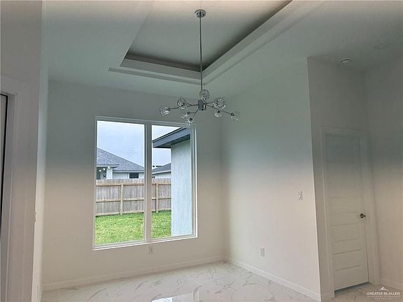 4th image of 3018 E Bella Vista Ave
