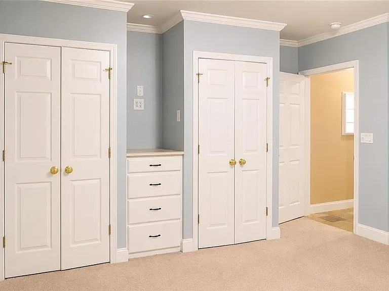 340 Nell Ct — Photo 33