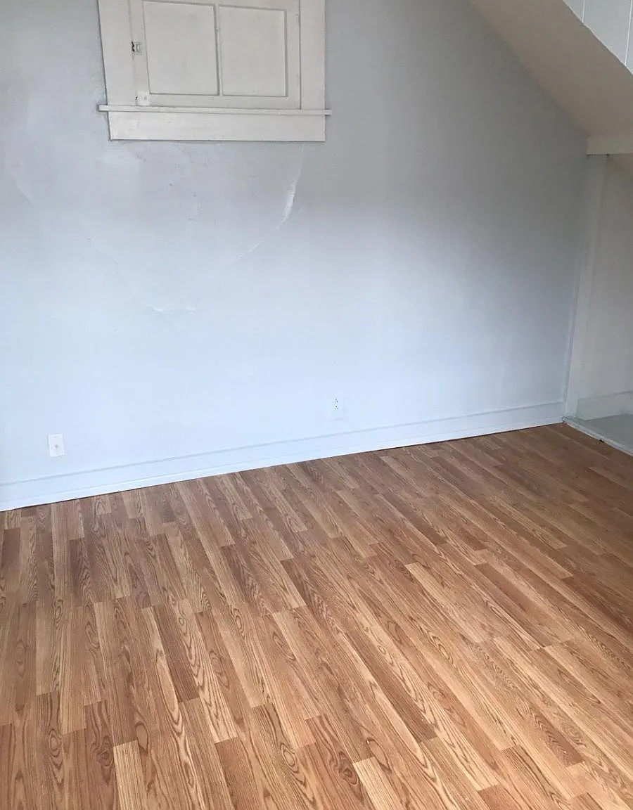 4916 Forest Avenue — Photo 3