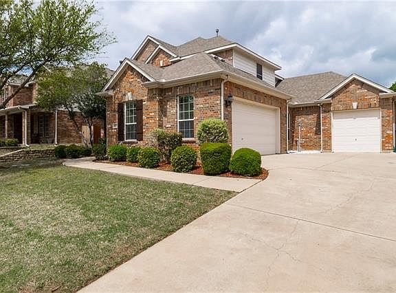 3rd image of 4001 Kimbell Dr