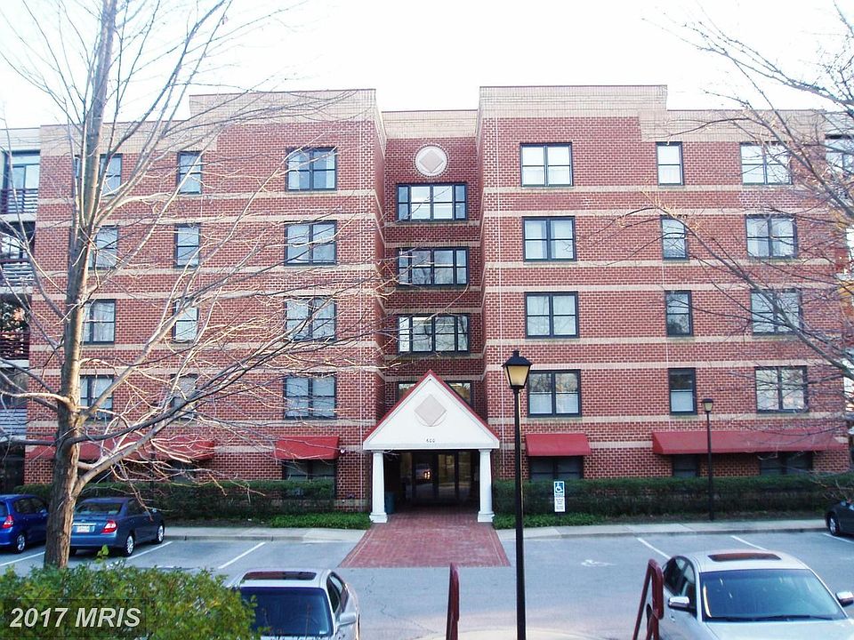 Front of Building 600