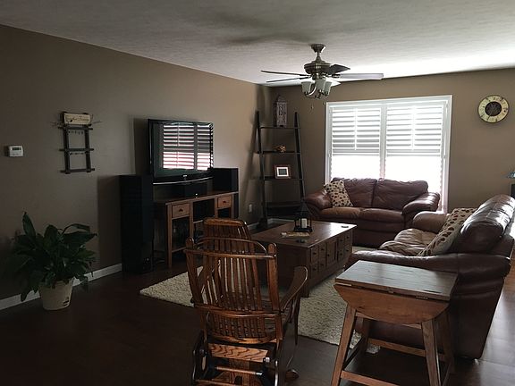 5th image of 2197 W Meadowland Dr