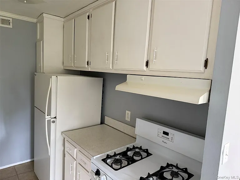 238 Artist Lake Dr — Photo 10