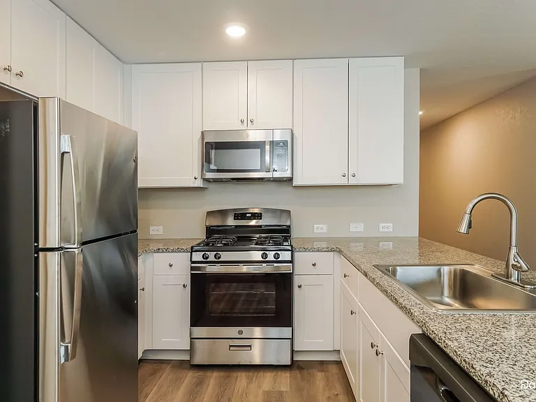 5355 Fair Moon Dr — Photo 3