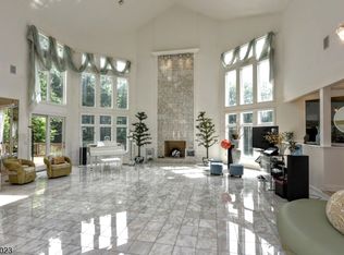 20 Burning Hollow Rd BUILDING 20, Saddle River, NJ 07458