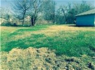 1902 Texoma St, Baytown, TX 77520