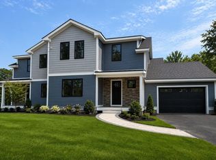 133 Essex St #133, Middleton, MA 01949