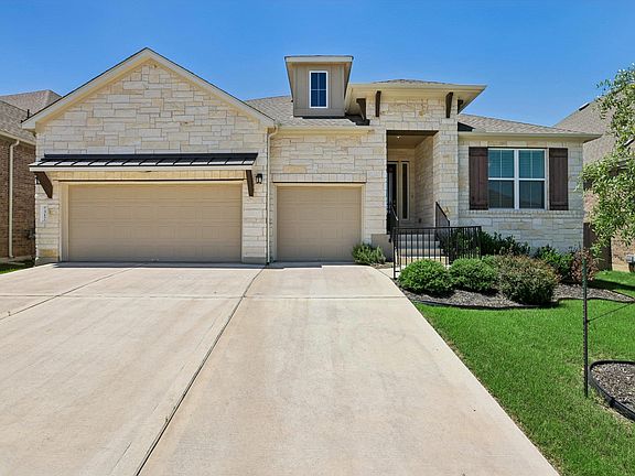 3rd image of 317 Independence Dr