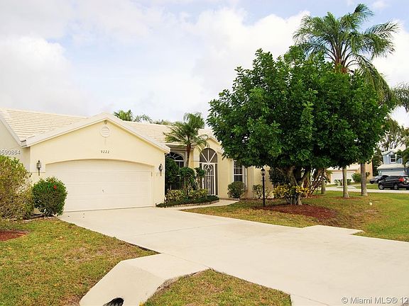 3rd image of 9222 SE Deerberry Pl