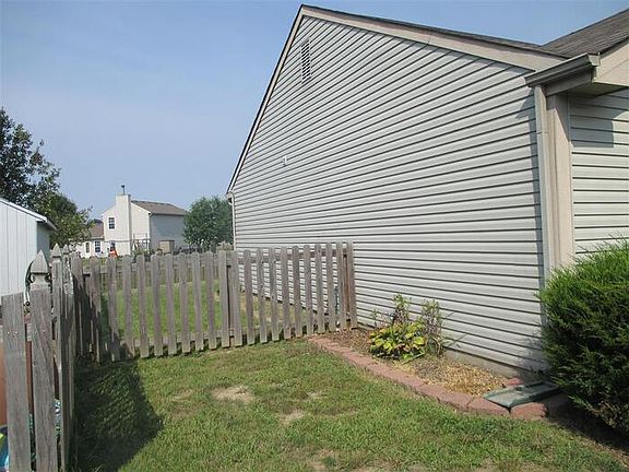 2nd image of 294 Brixton Woods Dr W