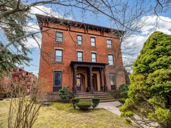 239 Farmington Ave #C, Hartford, CT 06105