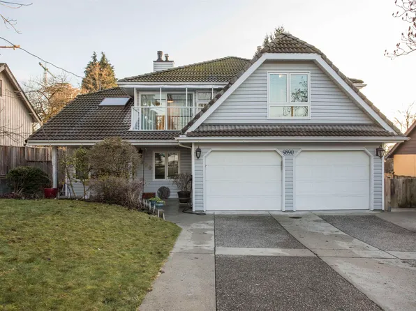 9890 Lyndhurst St, Burnaby, BC V3J 1G1