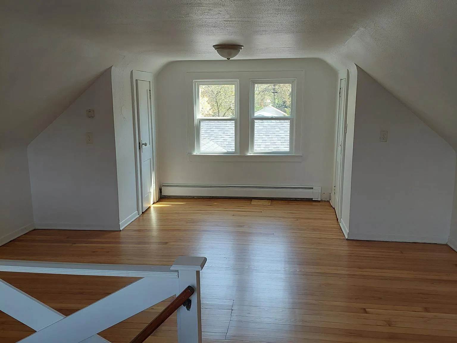 3 bed, 1196 sqft, $1,600 — Photo 4
