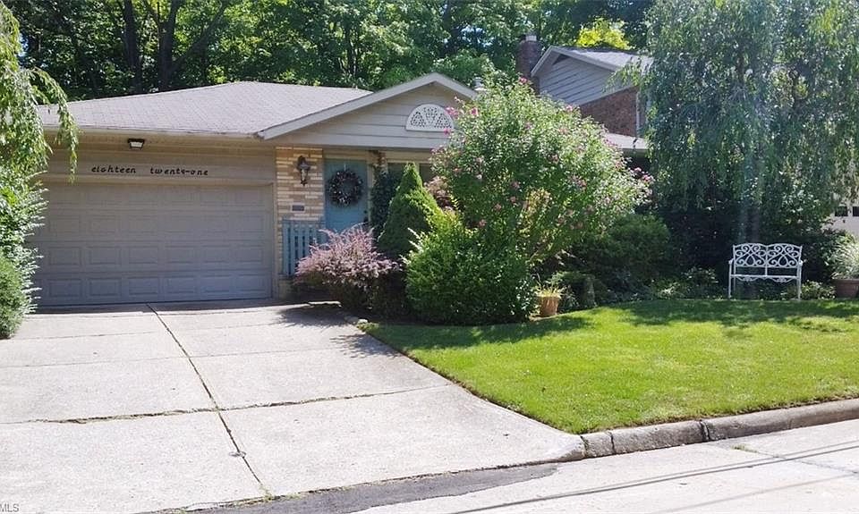 1st image of 1821 Dansy Dr