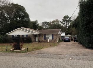 8861 Dutchman Woods Dr, Mobile, AL 36695